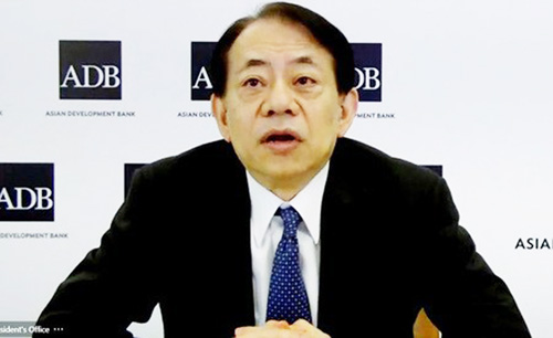 アジア開発銀行(ADB)の浅川雅嗣総裁=4月29日、時事