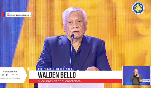 中央選挙管理委員会が主催した副大統領候補者による討論会で発言するワルデン・ベリョ氏=20日(選管のオンライン中継から)