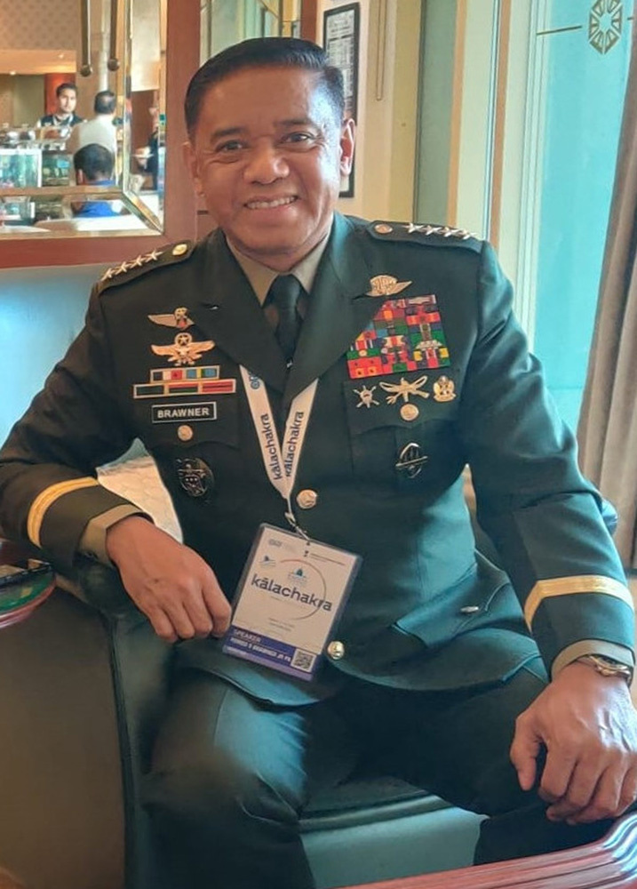 インタビューに応じたフィリピン軍トップのブラウナー参謀総長=17日、インド・ニューデリー